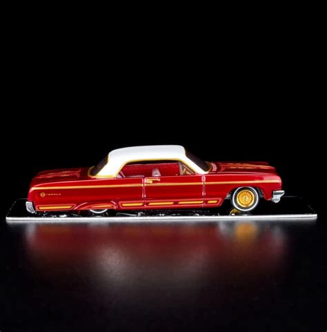 Hot Wheels Exclusive Chevy Impala SS Sold Like Hot Cakes Autoevolution