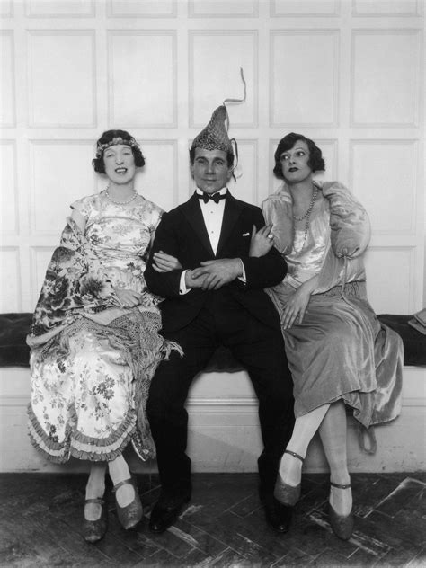 How to host a summer party and look good doing it: the…