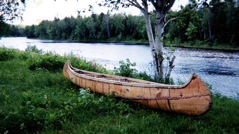 Choose A Style Natural Birch Bark Canoes