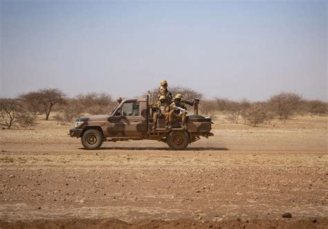 Burkina Faso 15 soldats tués dans une double attaque à l engin explosif