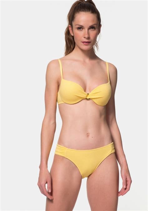 Venta Braguita Bikini Ni A Carrefour En Stock