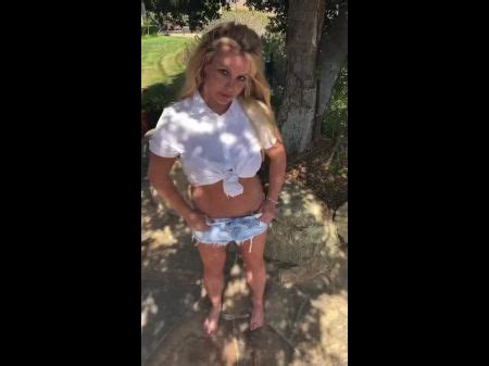 Braless Milf Hotntubes Porn