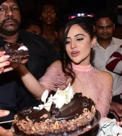 Urfi Javed Pre Birthday Celebration Pics Bigg Boss Ott Fame Urfi Wears