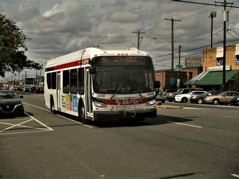 SEPTA New Flyer XDE40 On Rt 45 At 11th Oregon New Flyer Public