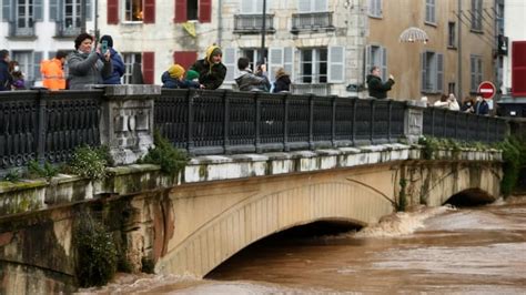 Pluie Inondations D Partements Restent En Vigilance Orange