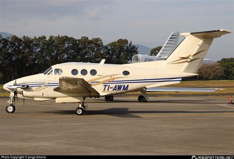 Ti Awm Carmonair Charter Beechcraft F King Air Blackhawk Photo By