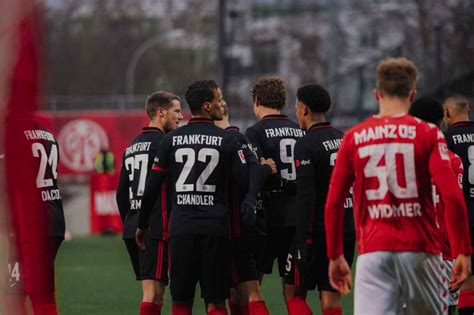 Tuta schießt Eintracht zum Testspiel Sieg gegen Mainz 05 I Highlights