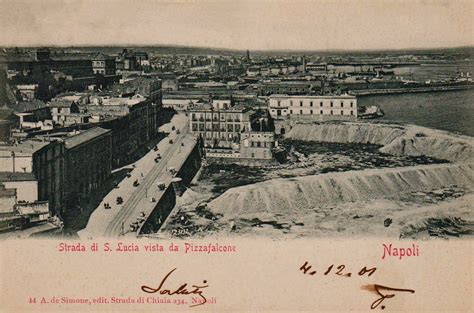 Napoli Strada Di Santa Lucia Con I Lavori Di Colmata Da Pizzofalcone