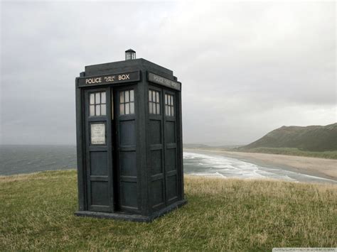 Tardis At Bad Wolf Bay - 2048x1536 Wallpaper - teahub.io