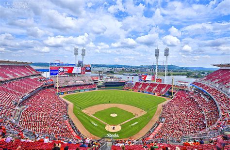 Great American Ball Park Cardinals Vs Reds Cincinnati Ohio A