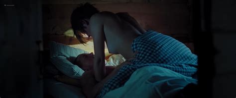 Naked Heidi Toini In Cave