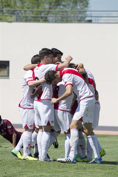 DSC 8112 Rayo Vallecano Trival Valderas Andrés G Luján Flickr