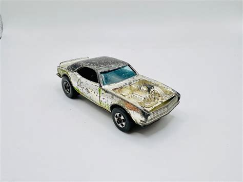 MATTEL HOT WHEELS CAR COLLECTORS CASE With 8 BLACKWALL VEHICLES Antique Price Guide Details Page