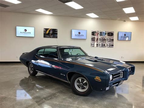 1969 Pontiac GTO | AUTO CAFE