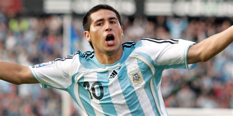 15 Greatest Argentine Players in Football History [Ranked]