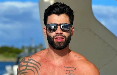 Gusttavo Lima Explica Por Que Usa Cueca Por Dentro Da Sunga F Noticia