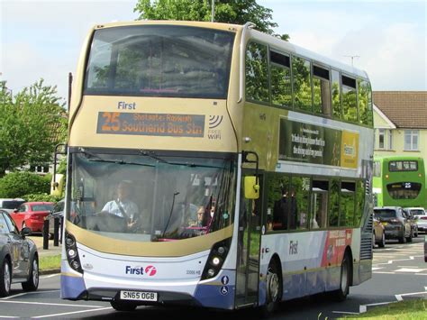 First Essex Basildon ADL Enviro 400 MMC SN65 OGB 33986 Flickr