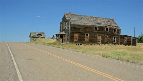 Walking the Streets of Lonely Chester, Montana – TakeMyTrip.com