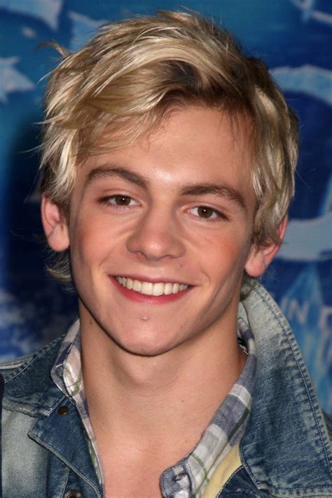 30 Natural Blonde Male Celebrities Most Popular Hood MWR