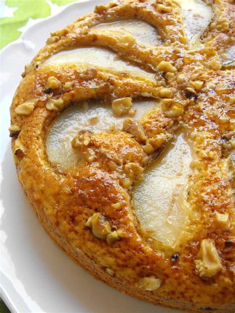 As receitas lá de casa Bolo de iogurte pera e nozes