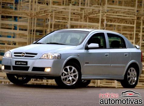 Astra Hatch Hist Ria Anos Vers Es Modelos E Equipamentos Lvaro