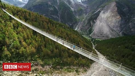 A Impressionante Vista Da Maior Ponte Suspensa Para Pedestres Do Mundo