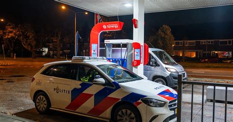 Politie Zoekt Verdachte Van Poging Tot Overval Op Esso