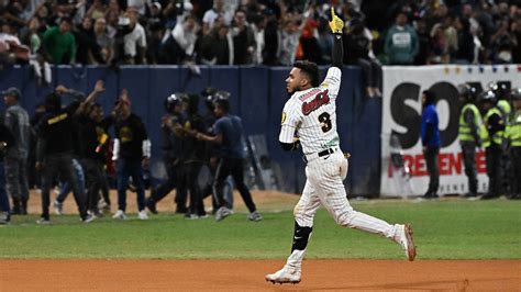 Sports Don't Get Much Better Than The Venezuelan Baseball Final