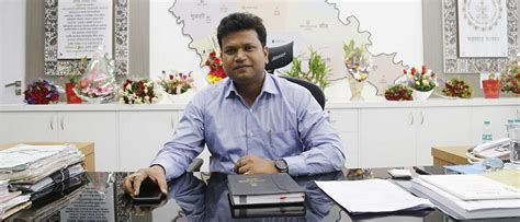 Pune District Collector warns re-lockdown if COVID-19 situation worsens