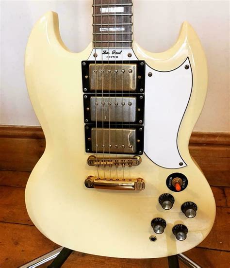 2010 Epiphone G 400 Sg Custom Guitar Antique Alpine White In Anstey