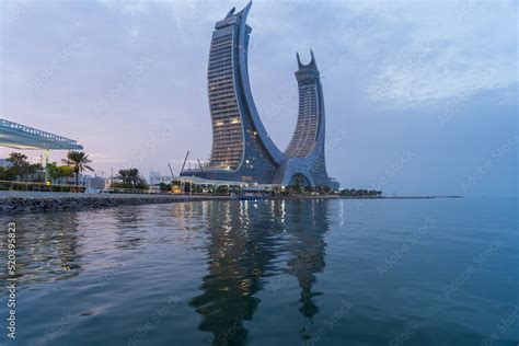 Katara Twin Tower Hotel Lusail Marina Park Doha Qatar Stock Foto