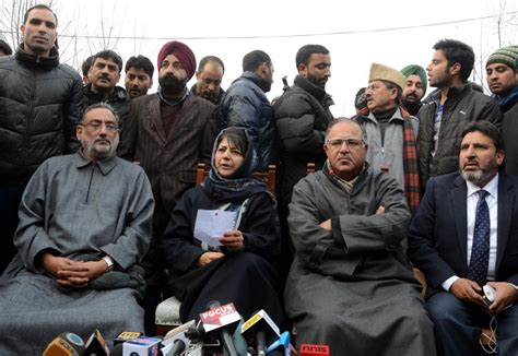 Jammu And Kashmir Government Formation Pdp Bjp To Meet Governor Today