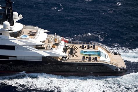 Alfa Nero: an innovative approach to superyacht living