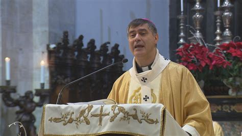 La Messa In Cattedrale A Torino L Arcivescovo Repole Basta Alla