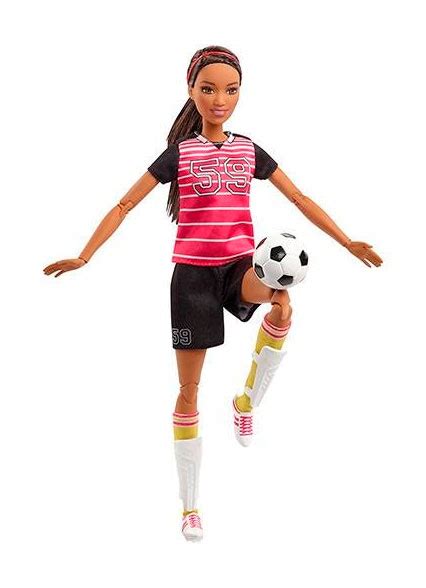 Barbie Lança Boneca Jogadora De futebol Portal da Propaganda