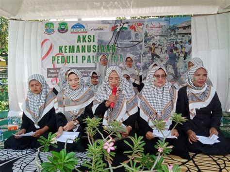 Siswa Siswi SMPN 42 Kota Bekasi Aksi Peduli Kemanusiaan Palestina