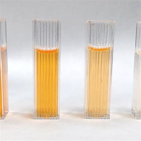 ethanolic solutions  methyl red azoic dye   left  higher