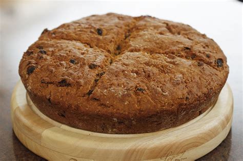 Irish Treacle Bread