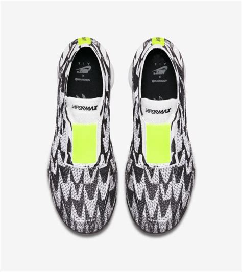 Nike Air Vapormax Moc Acronym Light Bone Black Volt Release