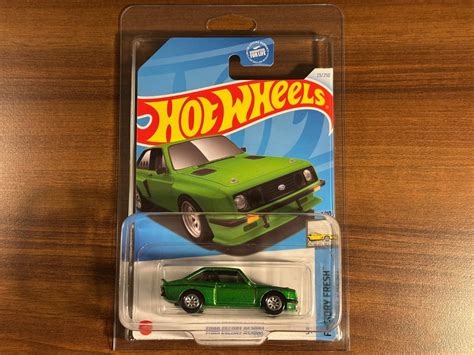 Hot Wheels Ford Escort RS2000 STH Super Treasure Hunt Aukro