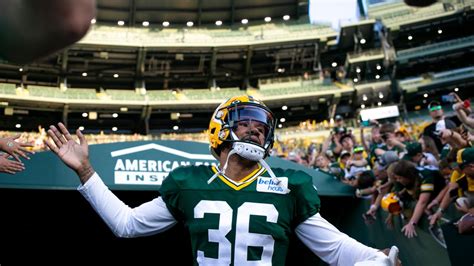 Dealing with injuries, Packers find themselves very thin at safety