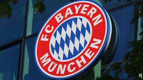 Transfer Hammer FC Bayern An Spanien Juwel Dran FUMS Magazin