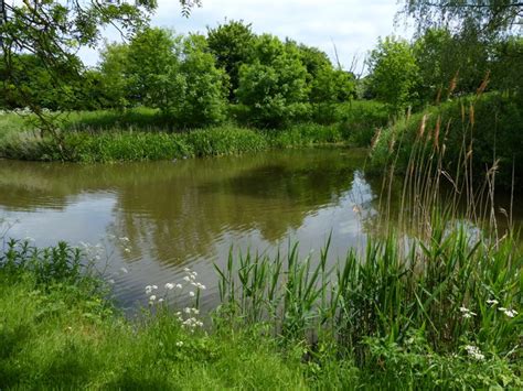 Winding Hole Along The Chesterfield Mat Fascione Geograph