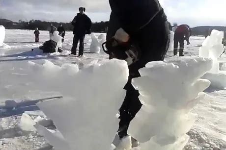 Tolhuin Se Pospuso El Encuentro De Esculturas Sobre Hielo