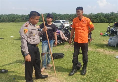 Sedang Berkemah Di Pulau Cinta Mahasiswa PCR Hilang Tenggelam Warta