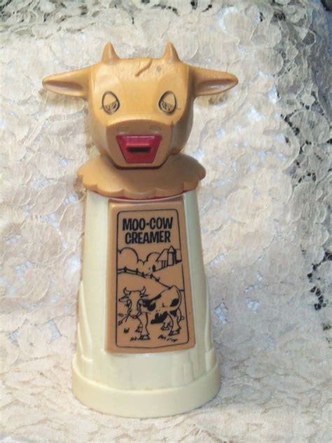 Vintage Moo Cow Creamer Whirley Plastic Diner Milk Cream Server Warren