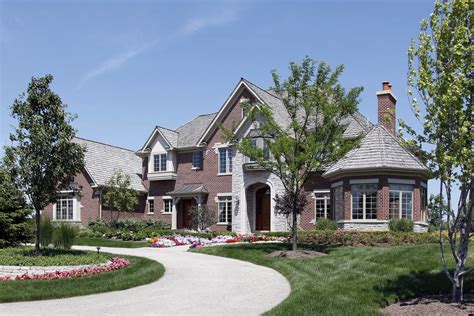 24 Lovely Brick House Landscaping (Ideas and Boost Curb Appeal)