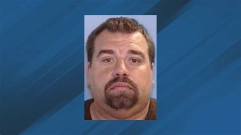 Law Enforcement Looking For Duplin County Registered Sex Offender