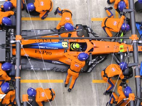 Lando Norris Comes To The Pit Stop Archyde