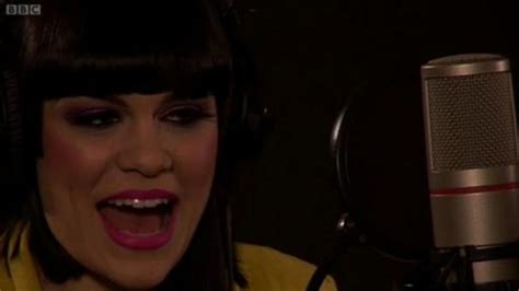 BBC Radio 1 Fearne Cotton Friday Jessie J Covers The Naked Famous